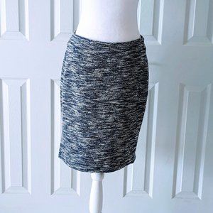 ANN TAYLOR Women's Tweed Pencil Skirt  Size 6  Blue & White
